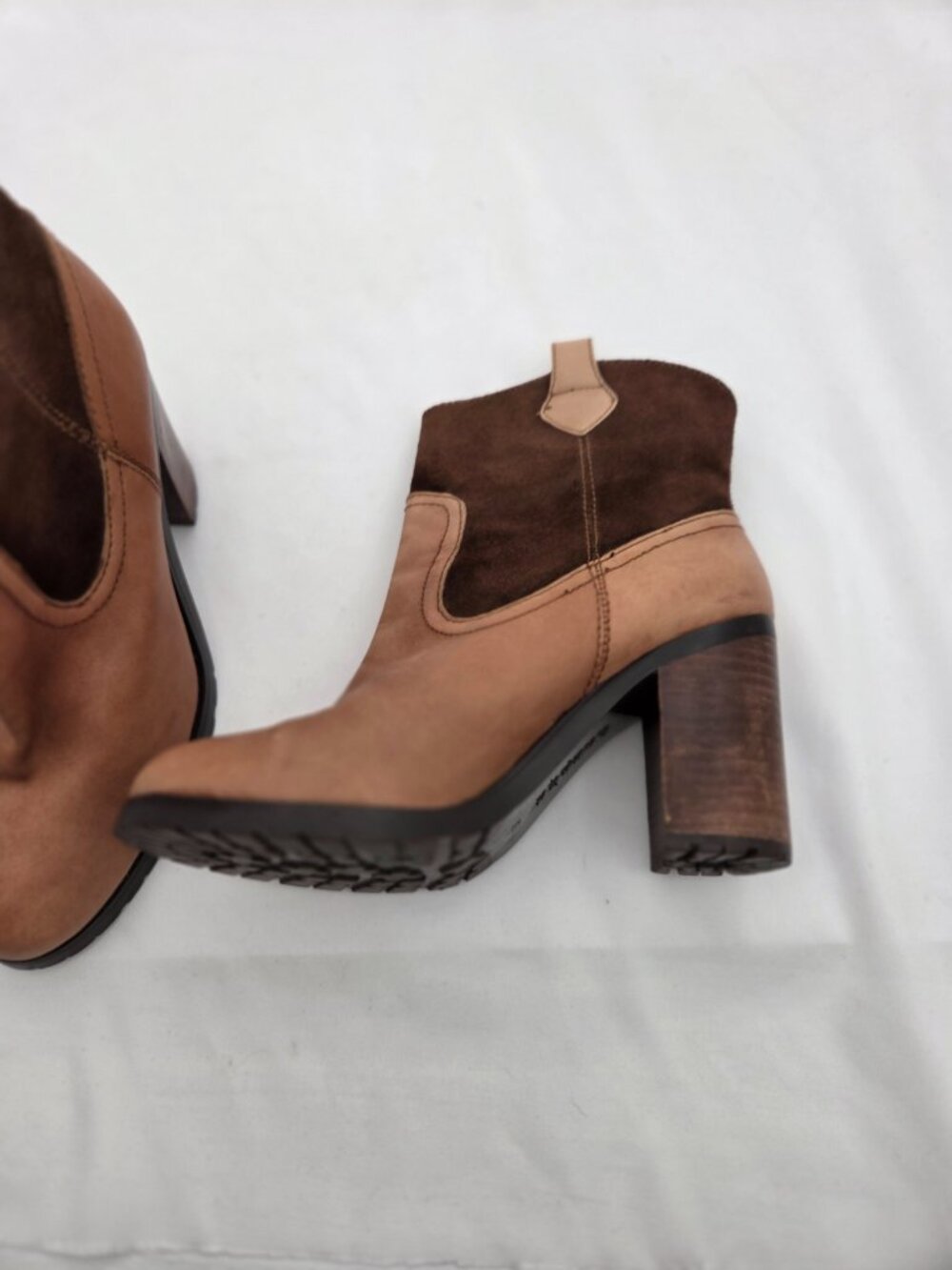 Ralph Lauren Leather Equestrian Heeled Boots 7.5 - Picture 2 of 14